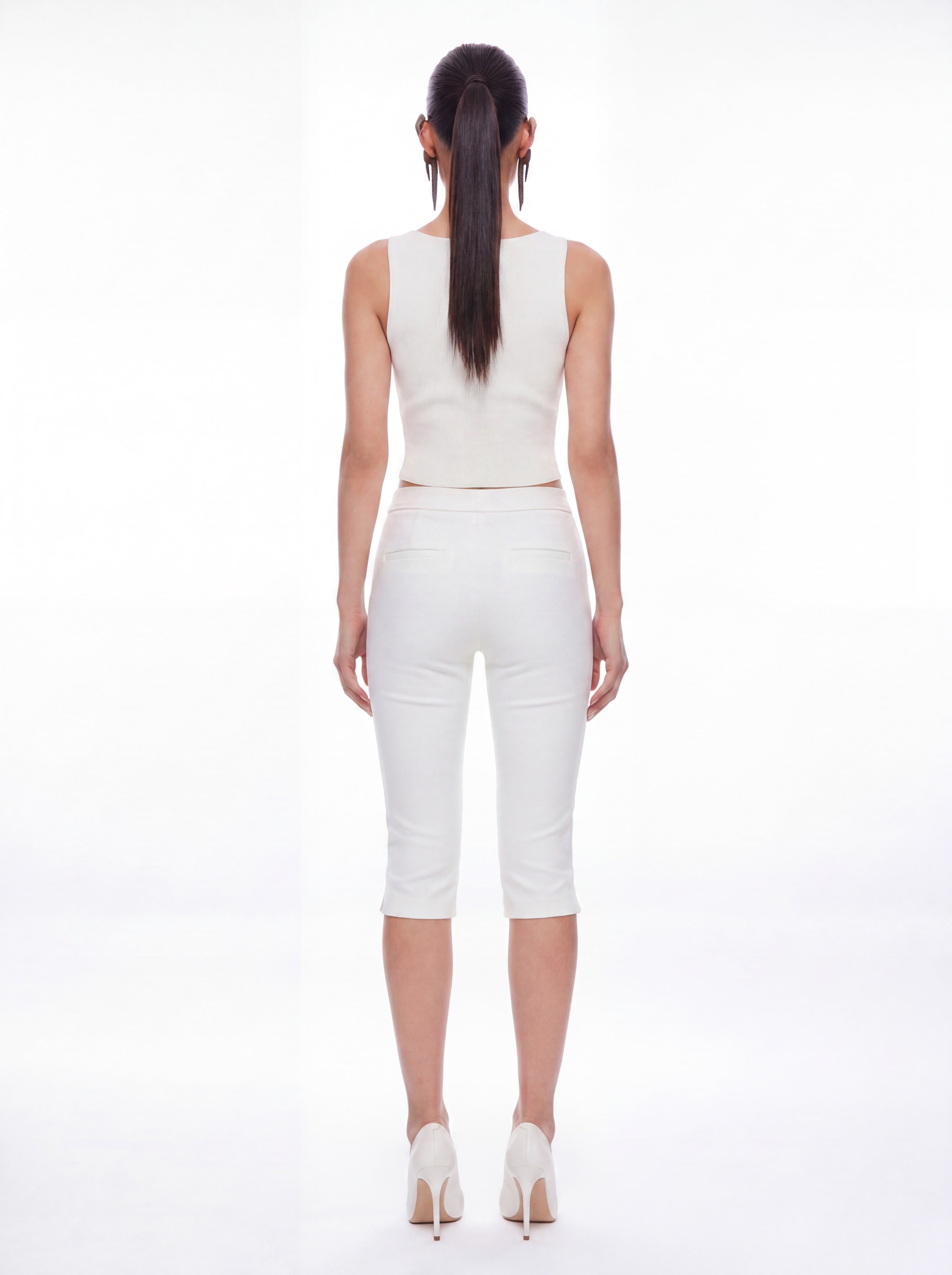 Bella Capri Pants