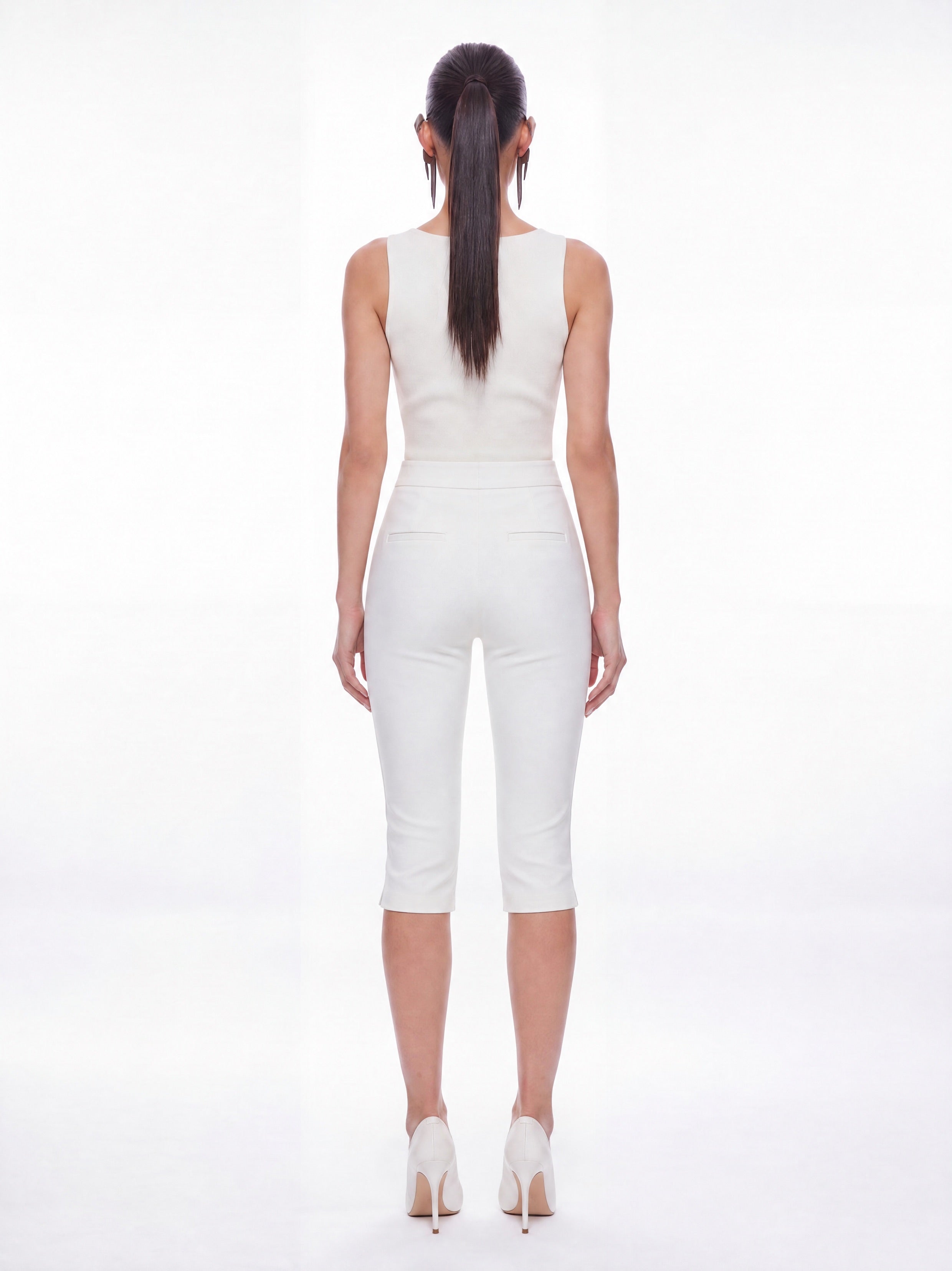 Bella Capri Pants